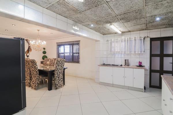 4 Bedroom Property for Sale in Lenasia Gauteng