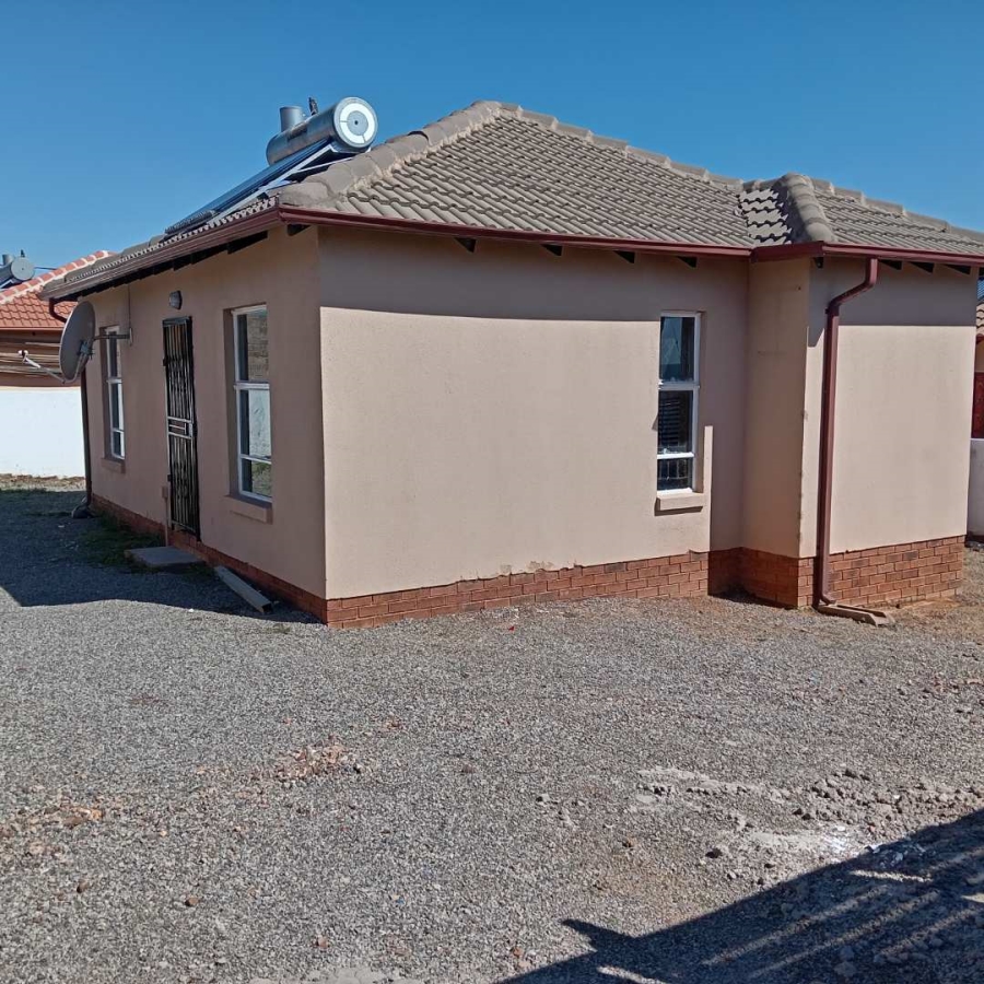 2 Bedroom Property for Sale in Mamelodi Gauteng