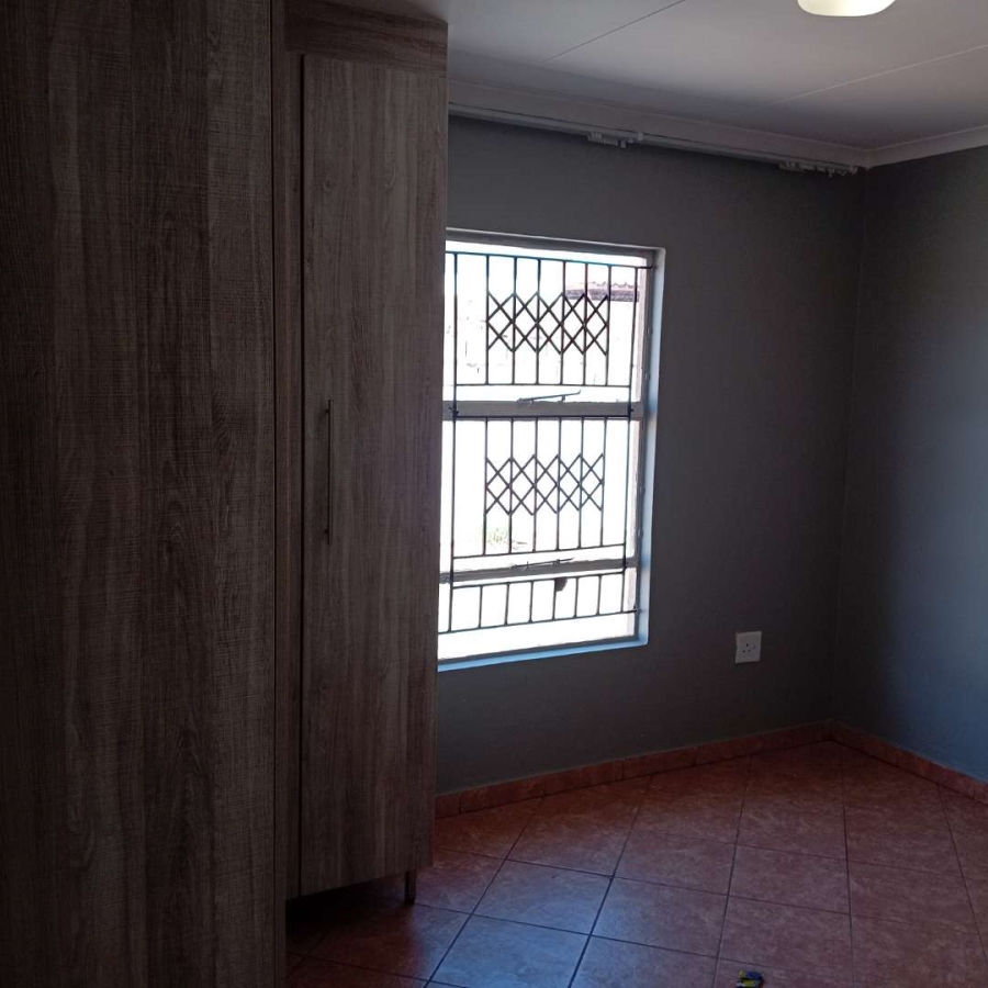 2 Bedroom Property for Sale in Mamelodi Gauteng