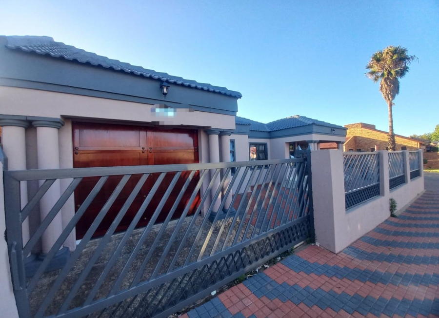 3 Bedroom Property for Sale in Atteridgeville Gauteng