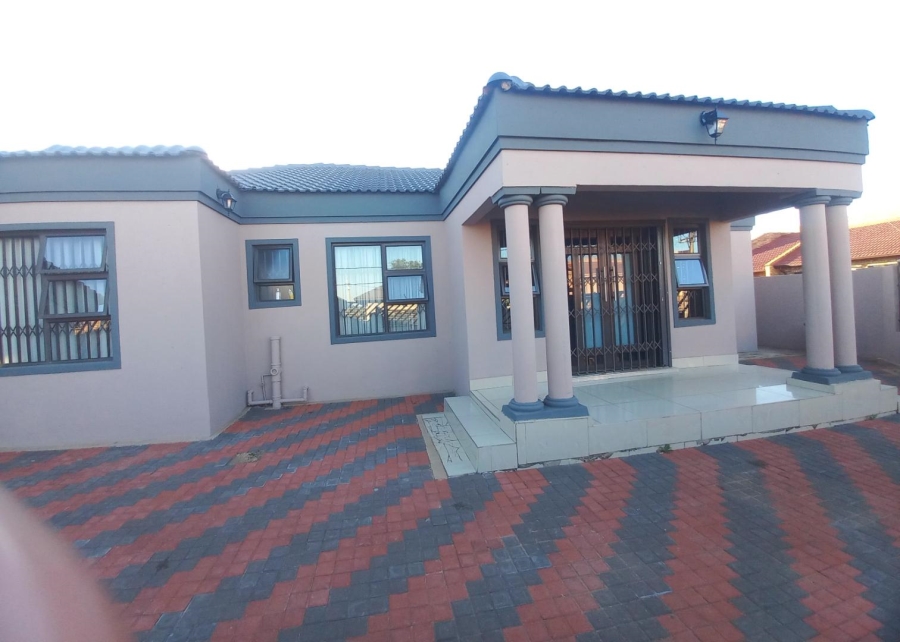 3 Bedroom Property for Sale in Atteridgeville Gauteng