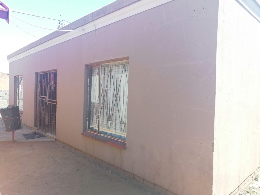 2 Bedroom Property for Sale in Tsakane Gauteng