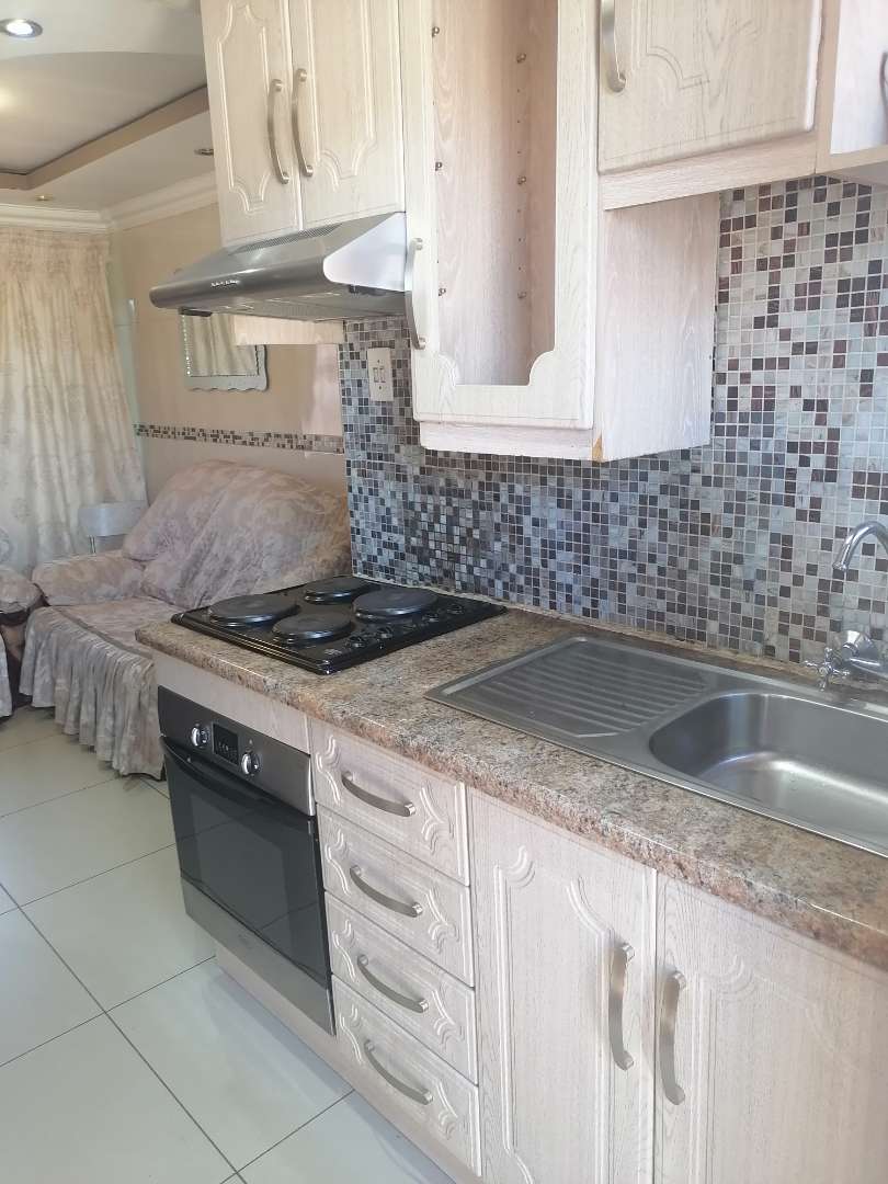 2 Bedroom Property for Sale in Tsakane Gauteng