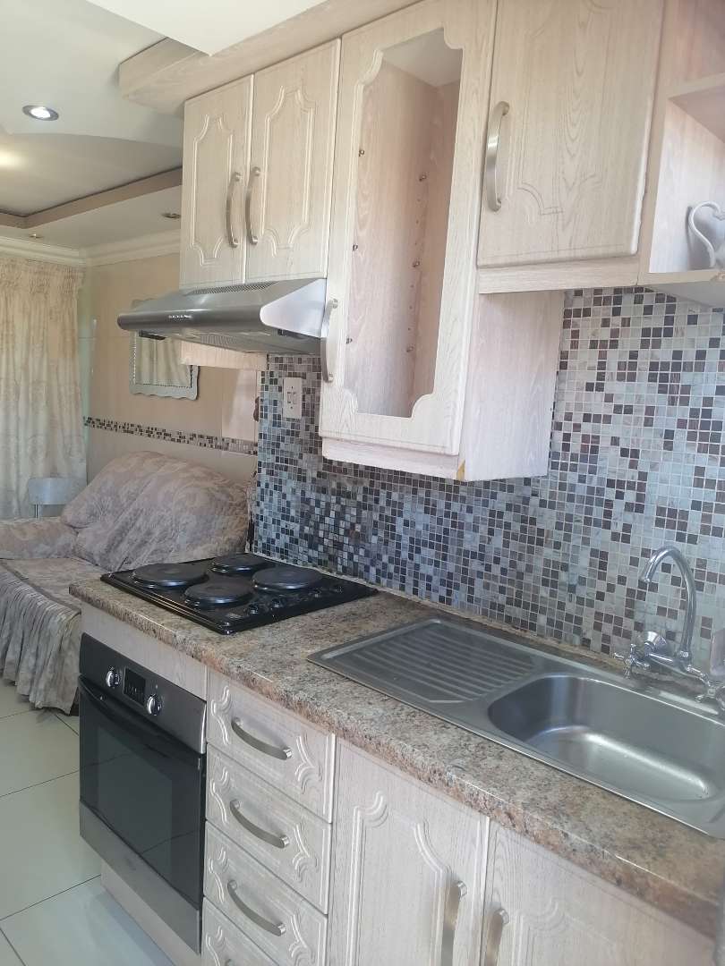 2 Bedroom Property for Sale in Tsakane Gauteng