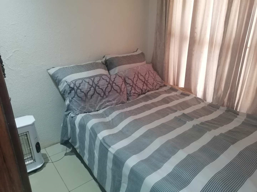 2 Bedroom Property for Sale in Tsakane Gauteng