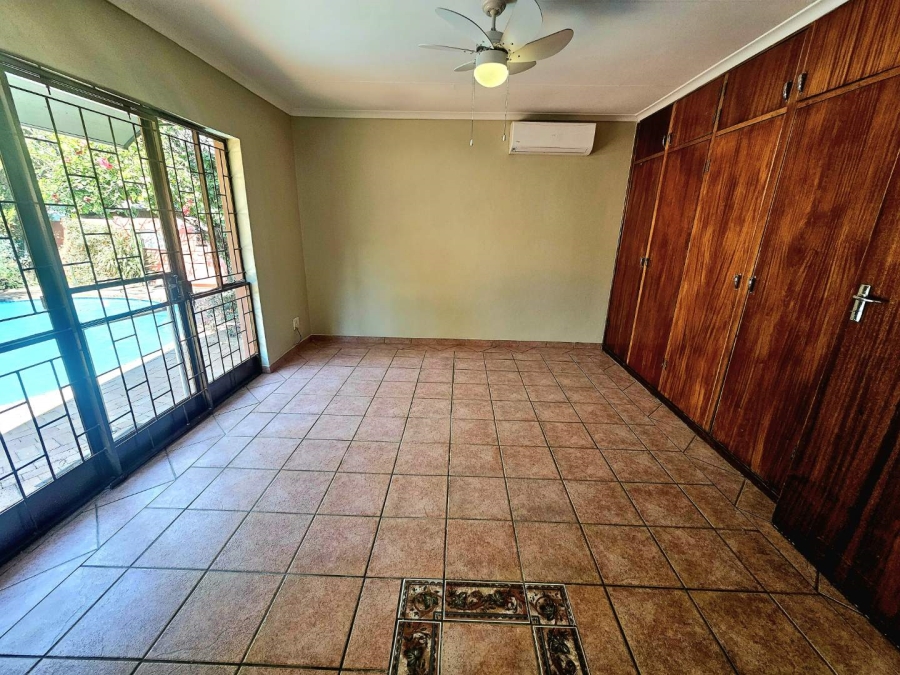 To Let 4 Bedroom Property for Rent in Sinoville Gauteng