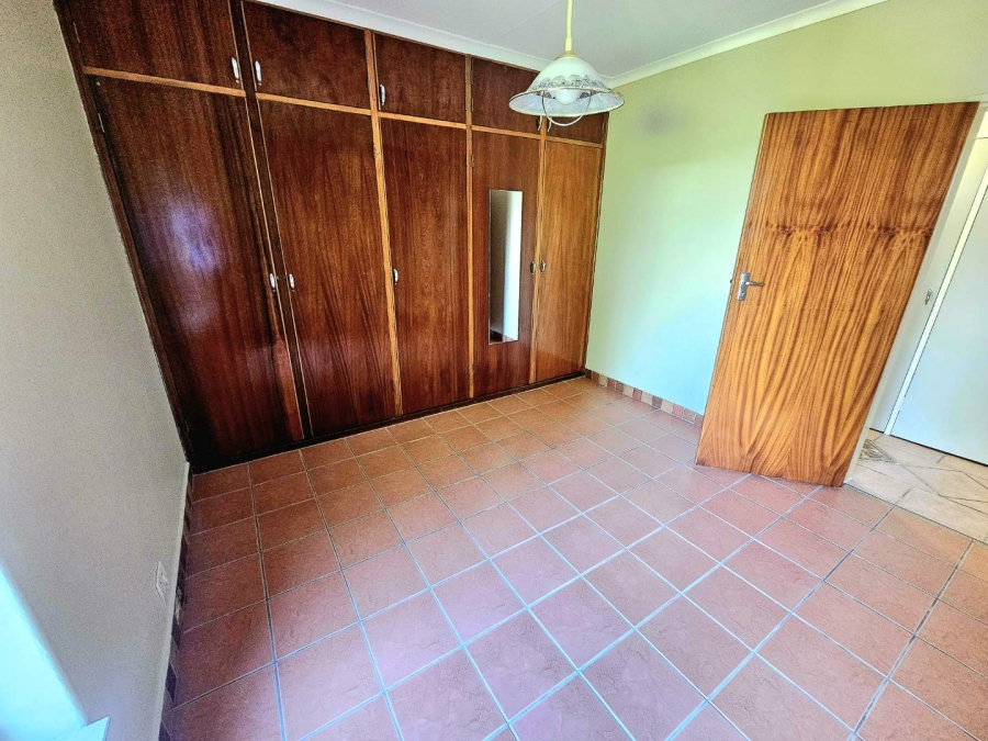 To Let 4 Bedroom Property for Rent in Sinoville Gauteng