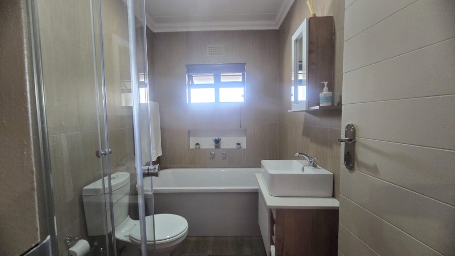 2 Bedroom Property for Sale in Montana Gauteng