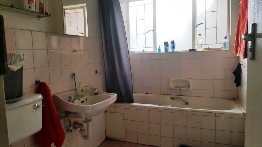 3 Bedroom Property for Sale in La Montagne Gauteng