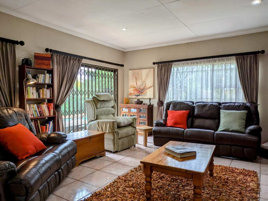 4 Bedroom Property for Sale in Allens Nek Gauteng