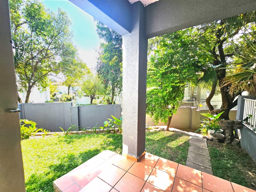 2 Bedroom Property for Sale in Radiokop Gauteng