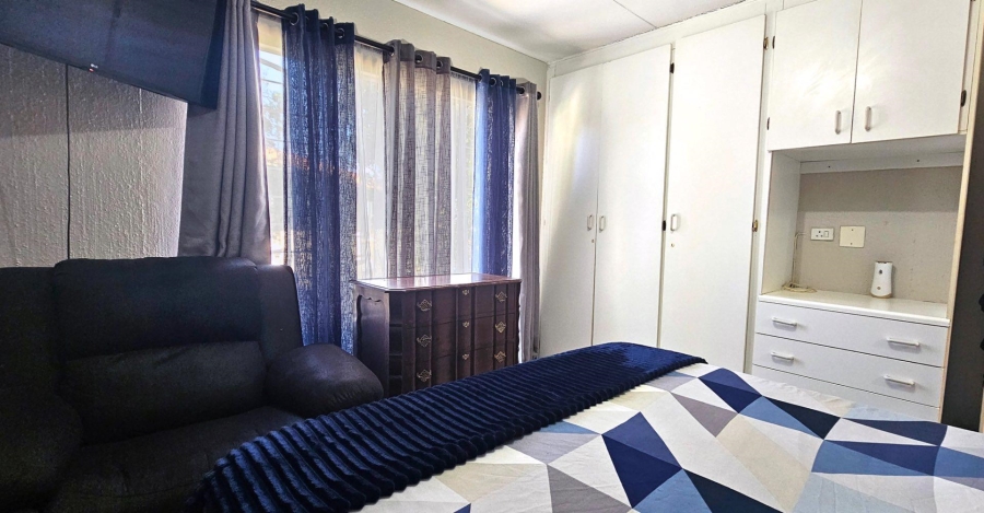 2 Bedroom Property for Sale in Radiokop Gauteng