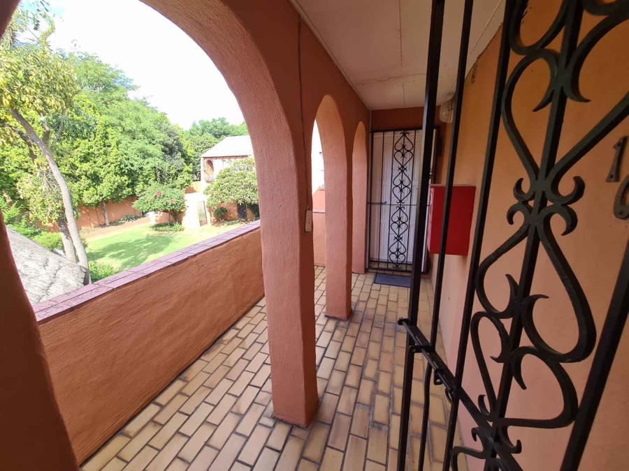 To Let 2 Bedroom Property for Rent in Nieuw Muckleneuk Gauteng