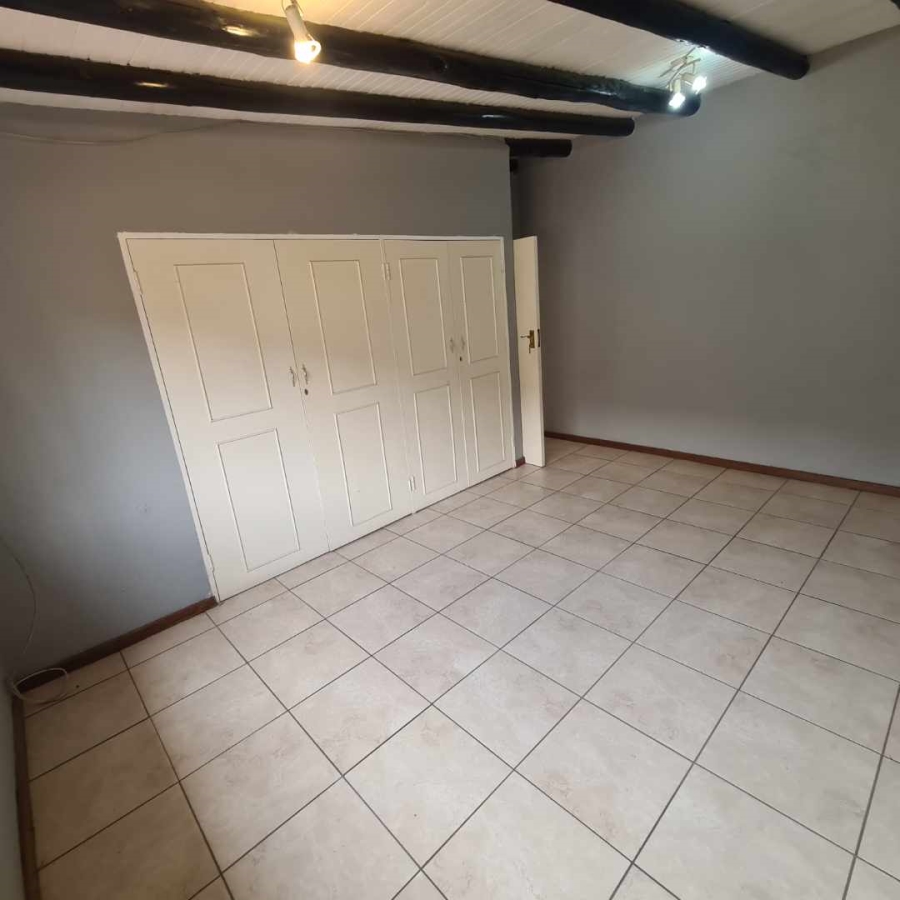 To Let 2 Bedroom Property for Rent in Nieuw Muckleneuk Gauteng