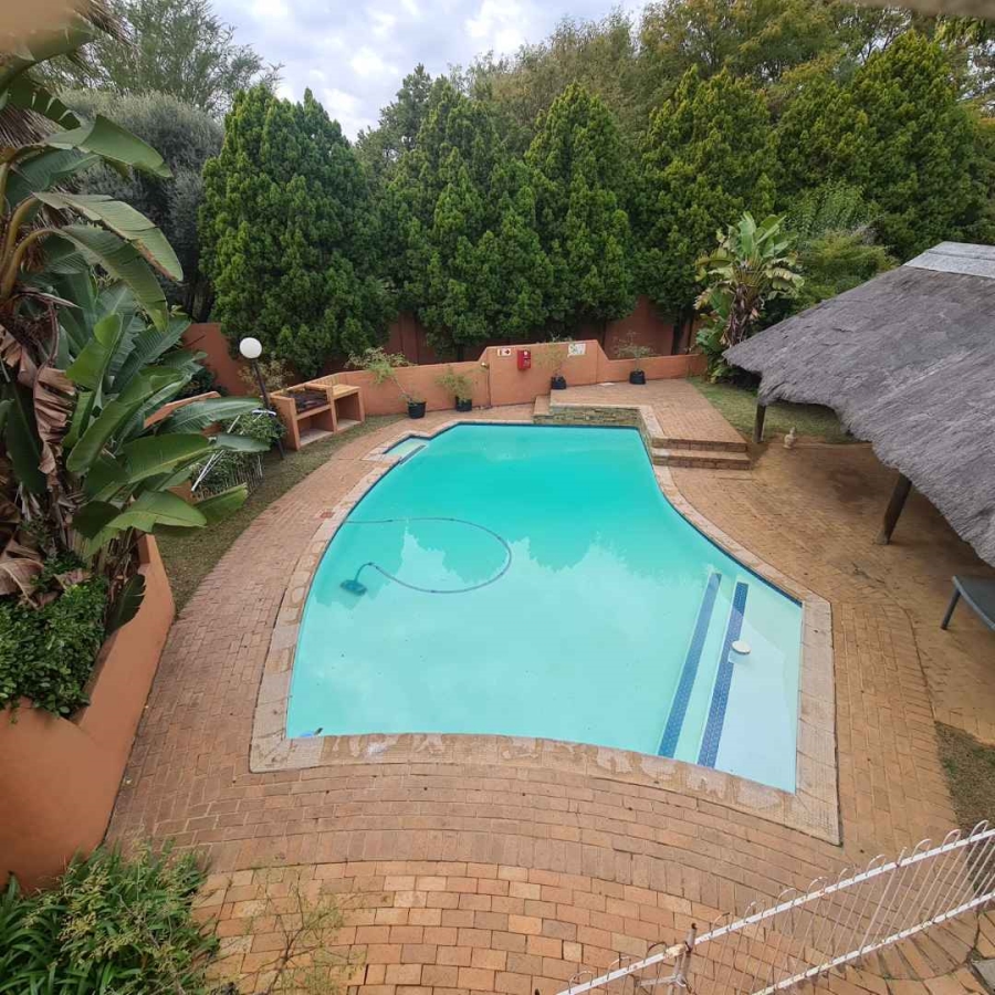 To Let 2 Bedroom Property for Rent in Nieuw Muckleneuk Gauteng