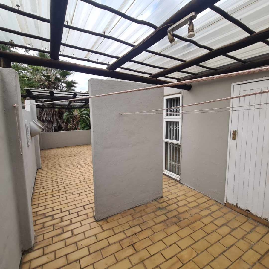 To Let 2 Bedroom Property for Rent in Nieuw Muckleneuk Gauteng