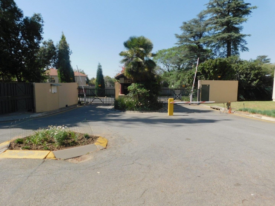 To Let 2 Bedroom Property for Rent in Bryanston Gauteng