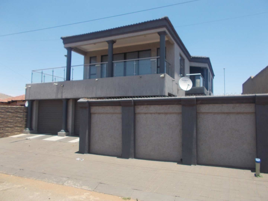 4 Bedroom Property for Sale in Mngadi Gauteng