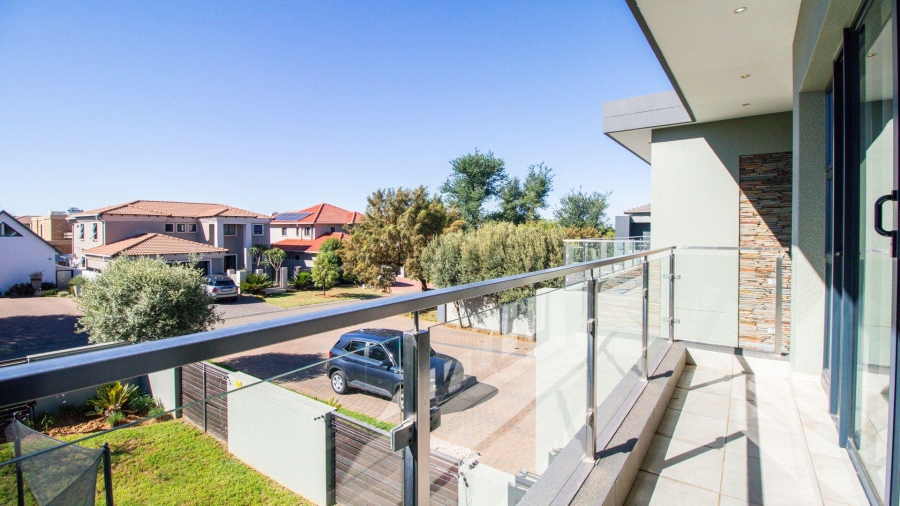 4 Bedroom Property for Sale in La Como Lifestyle Estate Gauteng