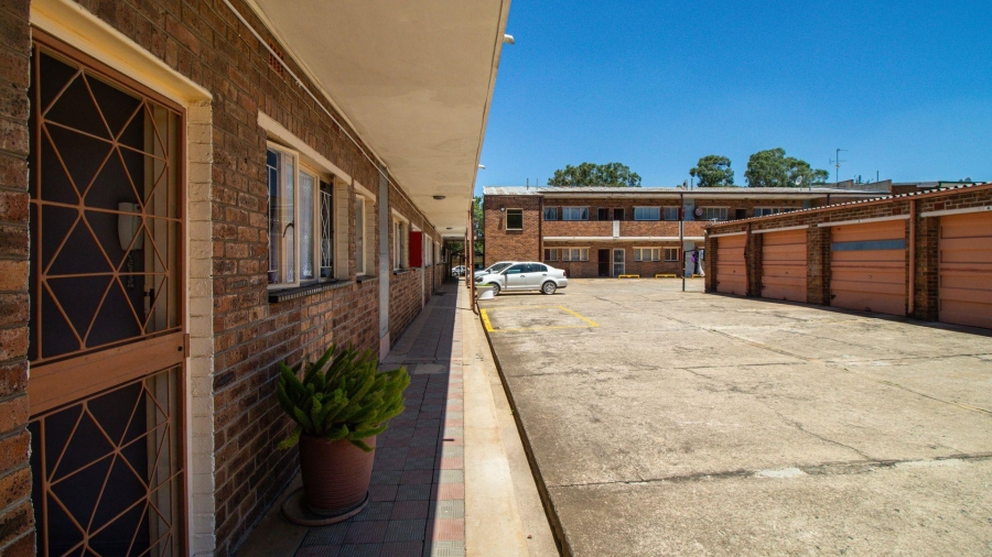 2 Bedroom Property for Sale in Benoni Central Gauteng