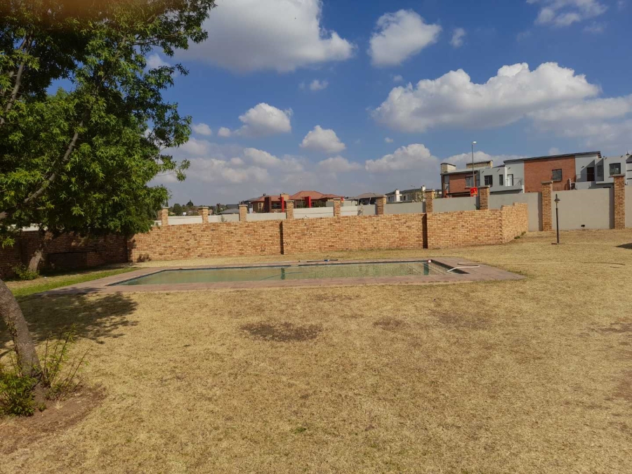 To Let 0 Bedroom Property for Rent in Noordwyk Gauteng