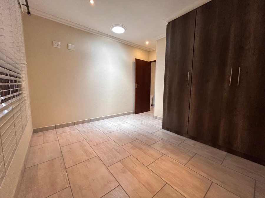 3 Bedroom Property for Sale in New Redruth Gauteng