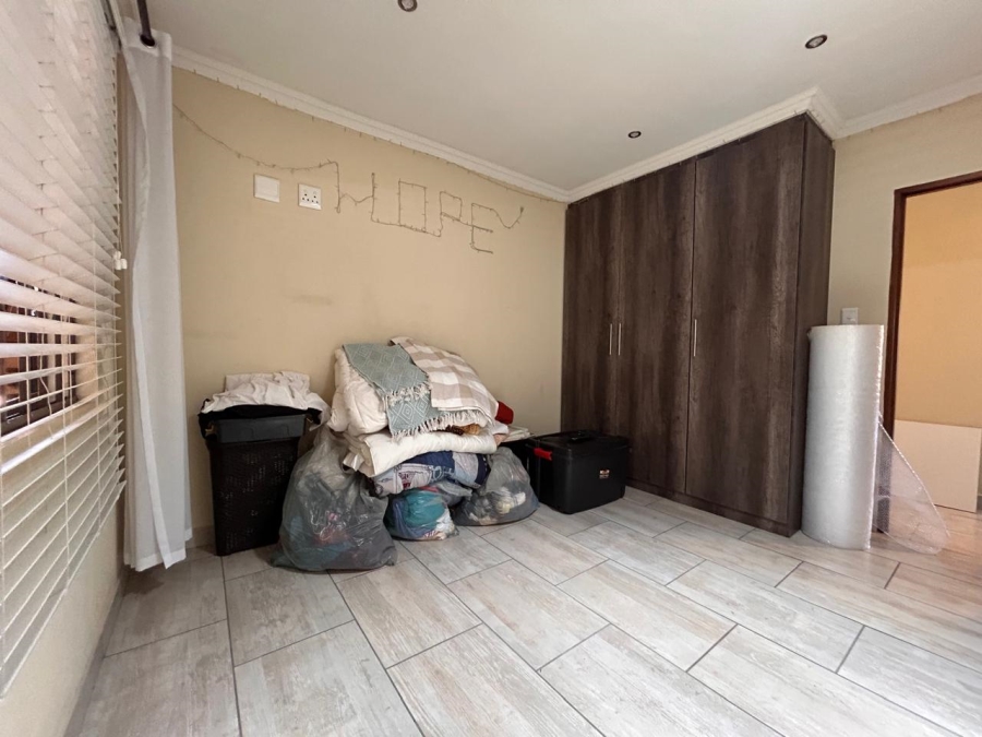 3 Bedroom Property for Sale in New Redruth Gauteng