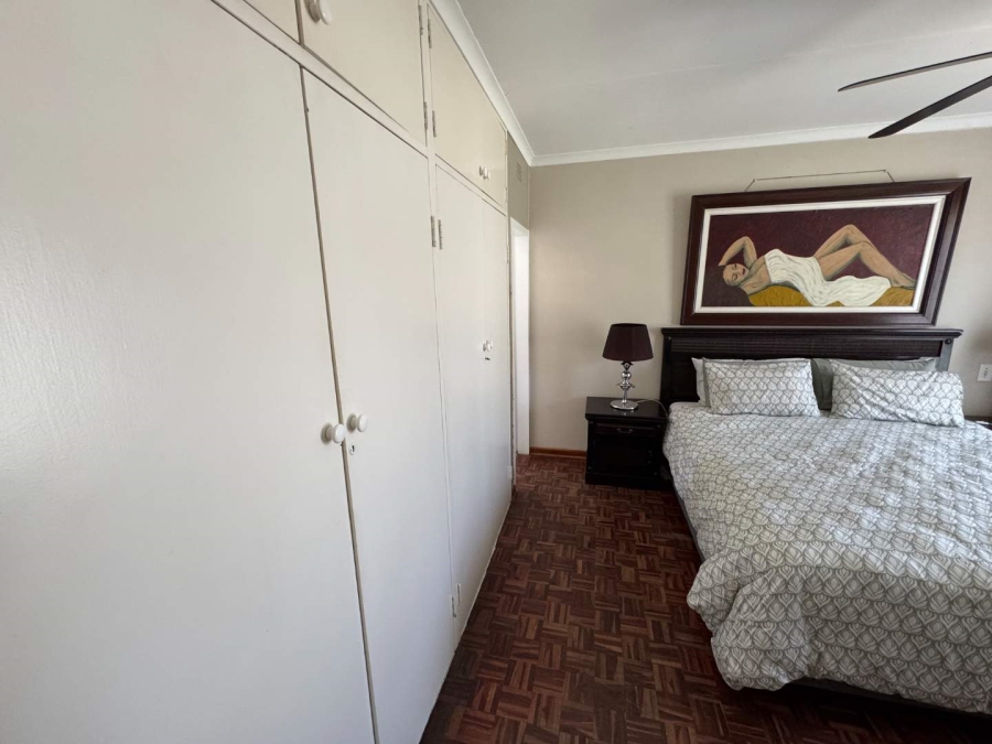 6 Bedroom Property for Sale in Brackendowns Gauteng