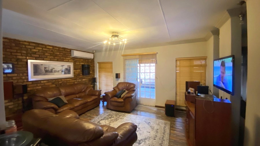 3 Bedroom Property for Sale in Moreleta Park Gauteng