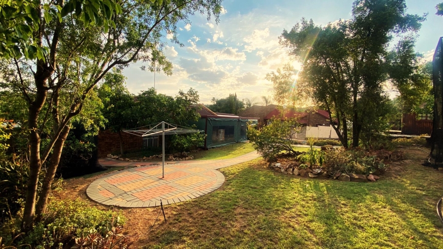 3 Bedroom Property for Sale in Moreleta Park Gauteng