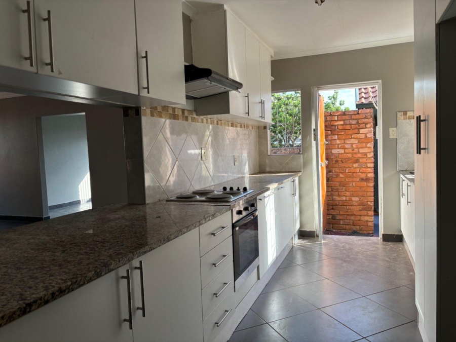 To Let 3 Bedroom Property for Rent in Faerie Glen Gauteng