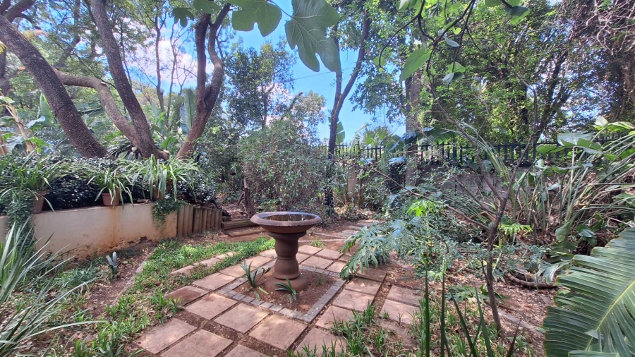 To Let 1 Bedroom Property for Rent in Robindale Gauteng