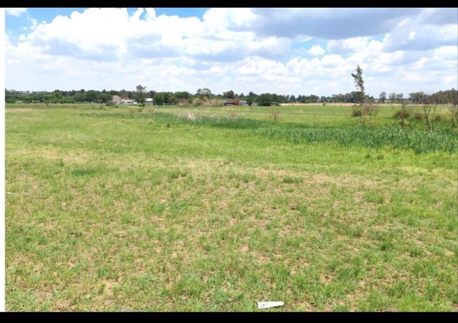 3 Bedroom Property for Sale in Theoville Gauteng