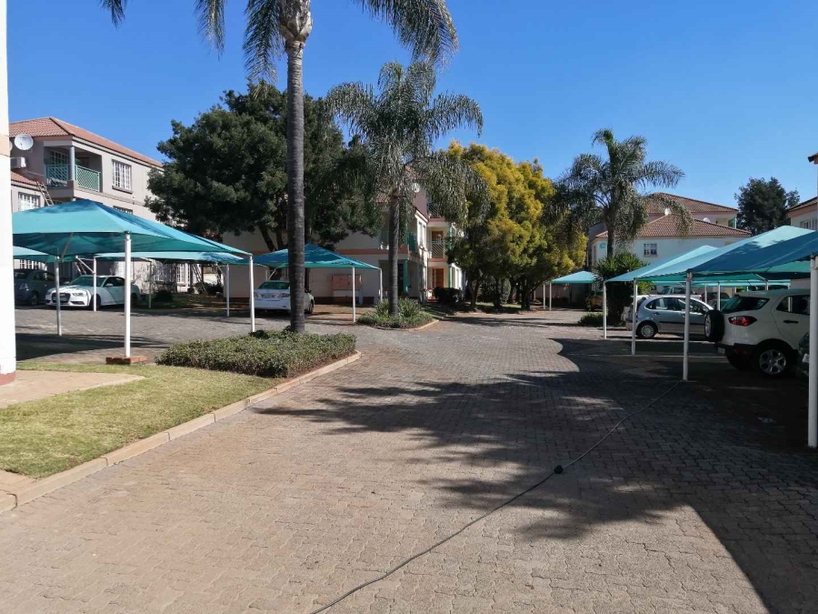 To Let 1 Bedroom Property for Rent in Monument Park Gauteng