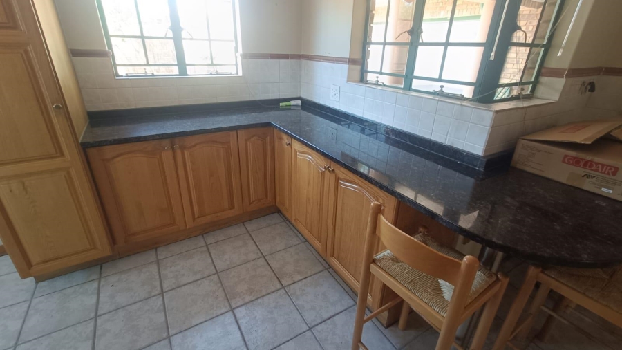 3 Bedroom Property for Sale in Hennopspark Gauteng