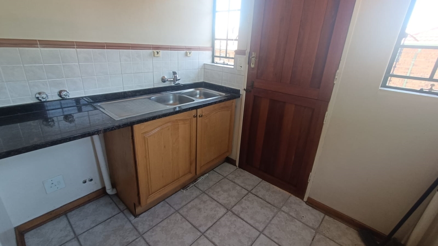 3 Bedroom Property for Sale in Hennopspark Gauteng