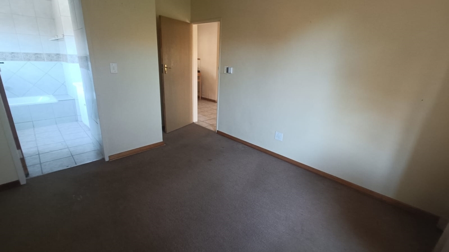 3 Bedroom Property for Sale in Hennopspark Gauteng