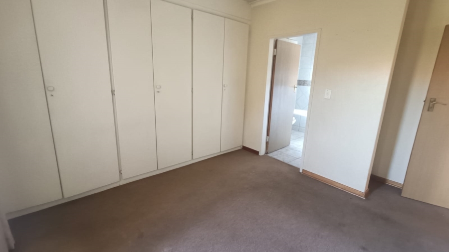 3 Bedroom Property for Sale in Hennopspark Gauteng