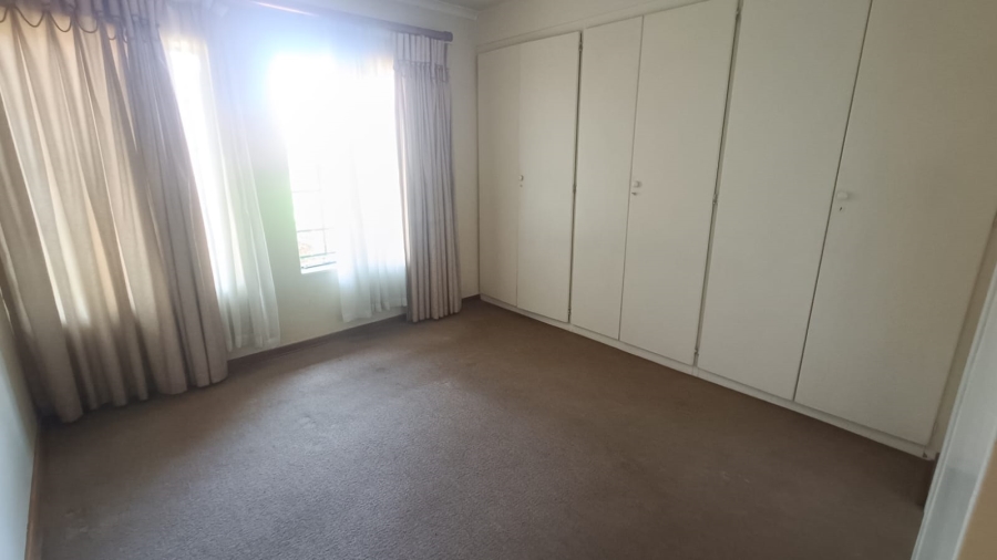 3 Bedroom Property for Sale in Hennopspark Gauteng