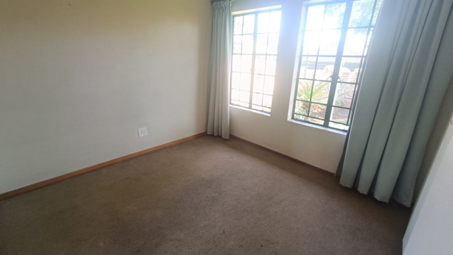 3 Bedroom Property for Sale in Hennopspark Gauteng