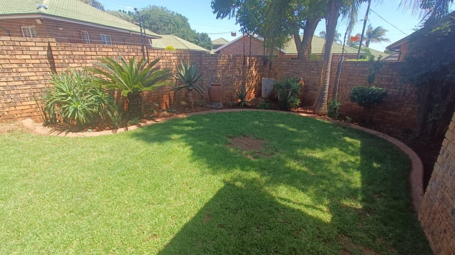 3 Bedroom Property for Sale in Hennopspark Gauteng