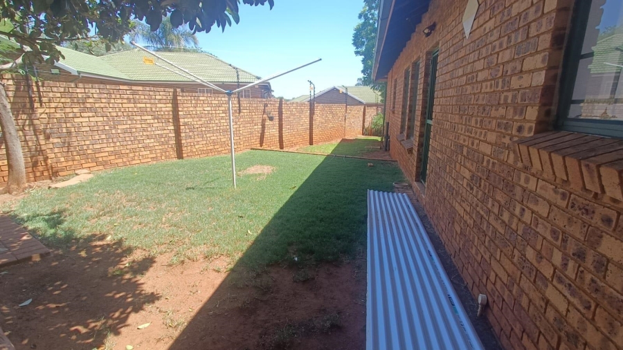 3 Bedroom Property for Sale in Hennopspark Gauteng