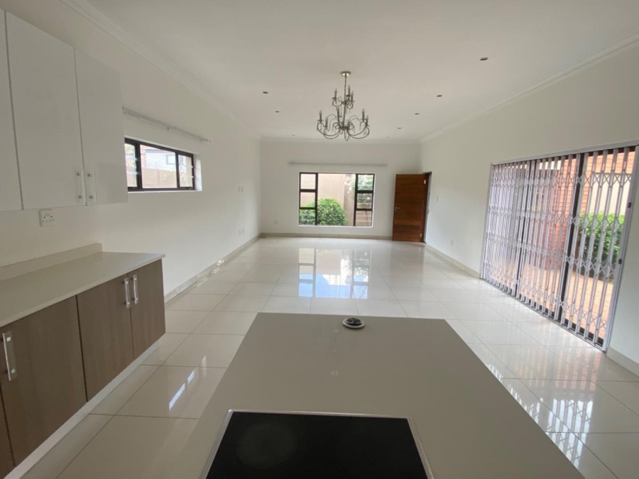 To Let 3 Bedroom Property for Rent in Beyerspark Gauteng