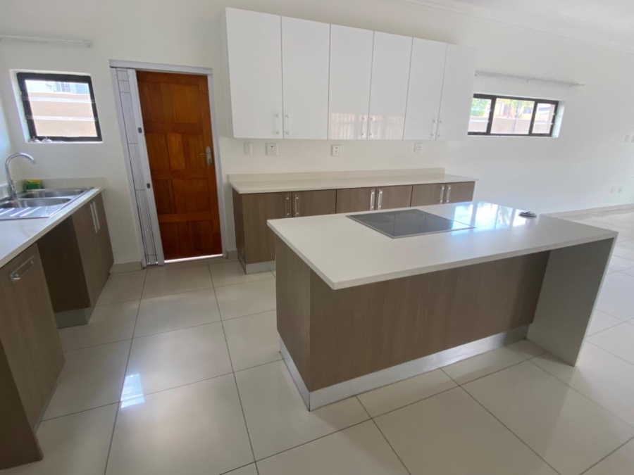 To Let 3 Bedroom Property for Rent in Beyerspark Gauteng