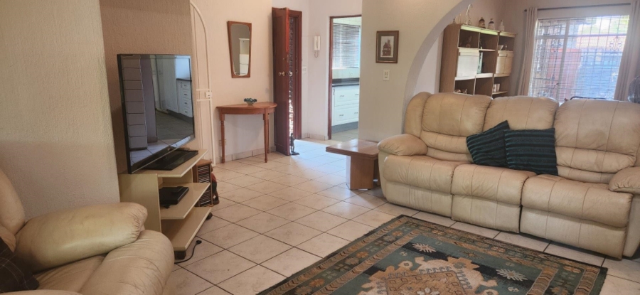 3 Bedroom Property for Sale in Brackenhurst Gauteng