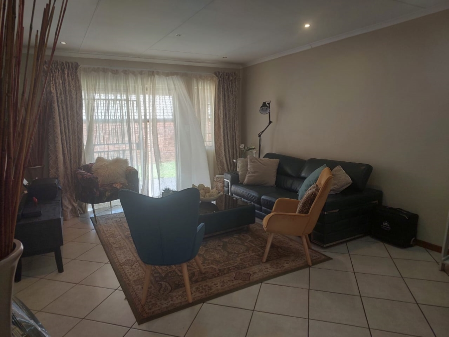 3 Bedroom Property for Sale in Mooikloof Ridge Gauteng