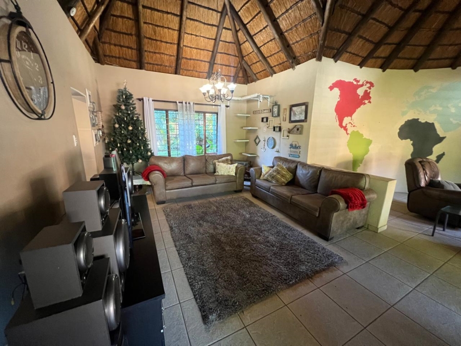 3 Bedroom Property for Sale in Garsfontein Gauteng