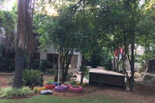 To Let 2 Bedroom Property for Rent in Houghton Gauteng