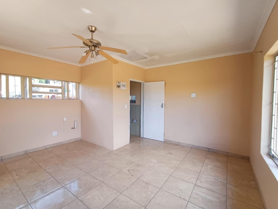 To Let 1 Bedroom Property for Rent in Maraisburg Gauteng