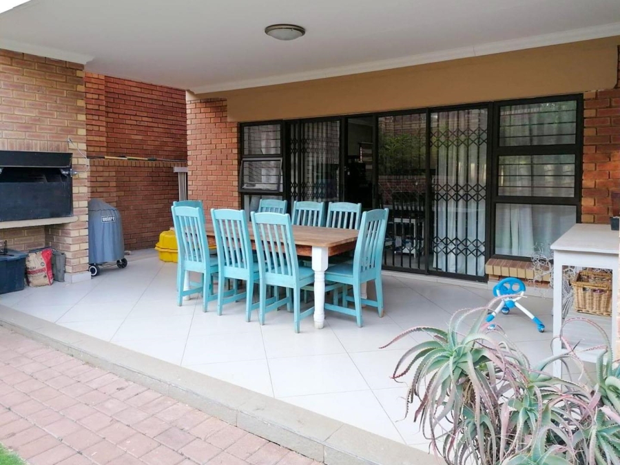 To Let 3 Bedroom Property for Rent in Olympus Gauteng